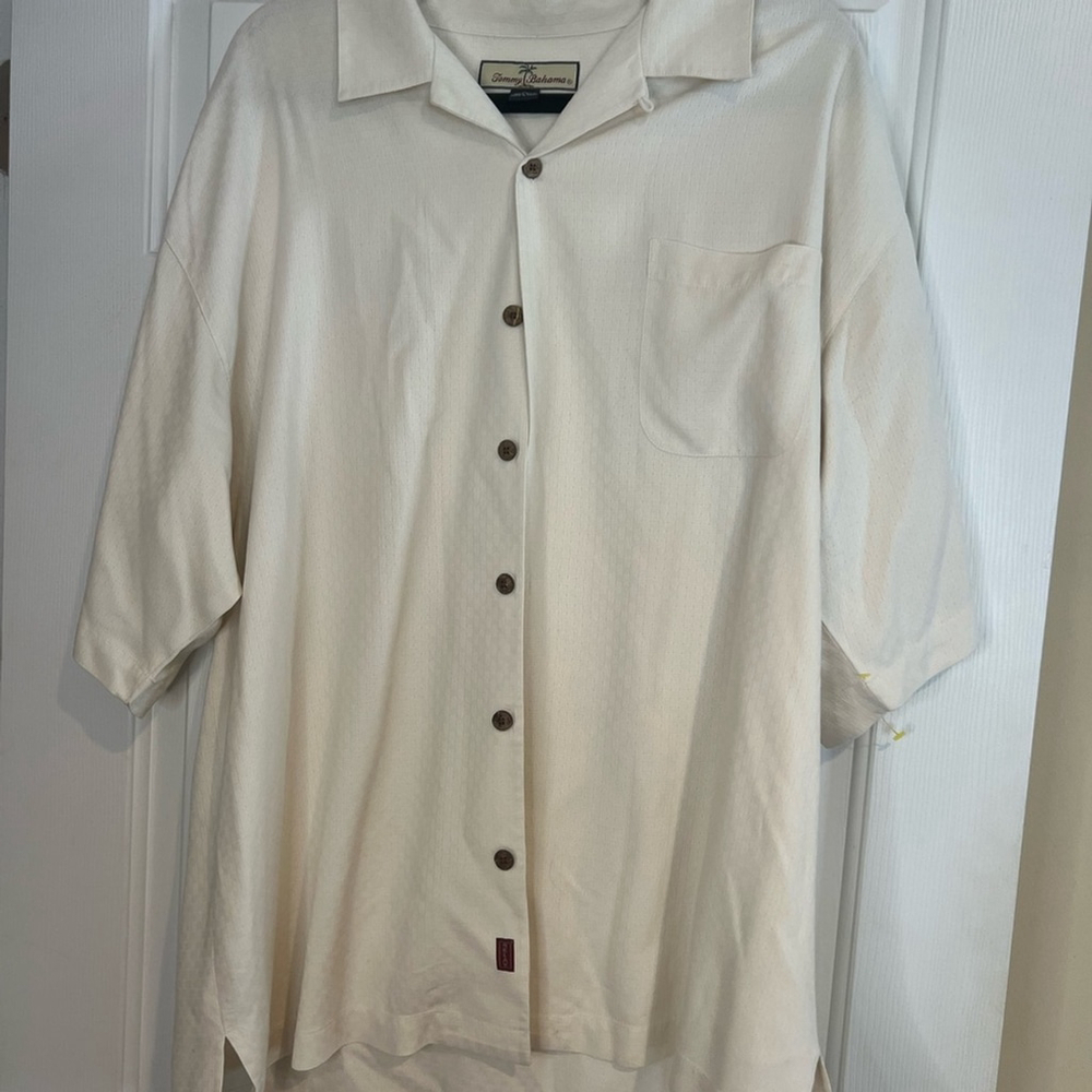 Tommy Bahamas 100% Silk Classic Cream Button-Up Shirt